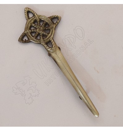 Scottish Celtic design Kilt Pin