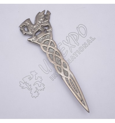 Scottish Rampart Lion Celtic Shiny Antique Kilt Pin