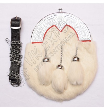 White rabbit fur with three tassels thistle knot work cantle red lining